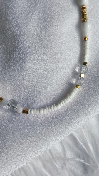 Vėrinys "White"